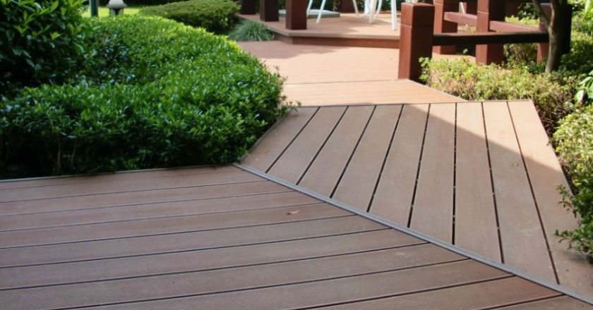 Современная эстетика: как ДПК WOODGRAND заменил дерево на участках нового поколения